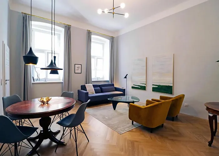 Center Apt In Best Area Near Park & Danube 20'to Airport Wenen